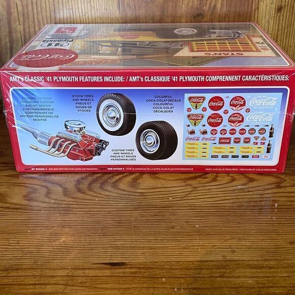 Coca Cola 1941 Plymouth Coupe AMT1197M Plastics Car/Truck 1/25 - Picture 2 of 3